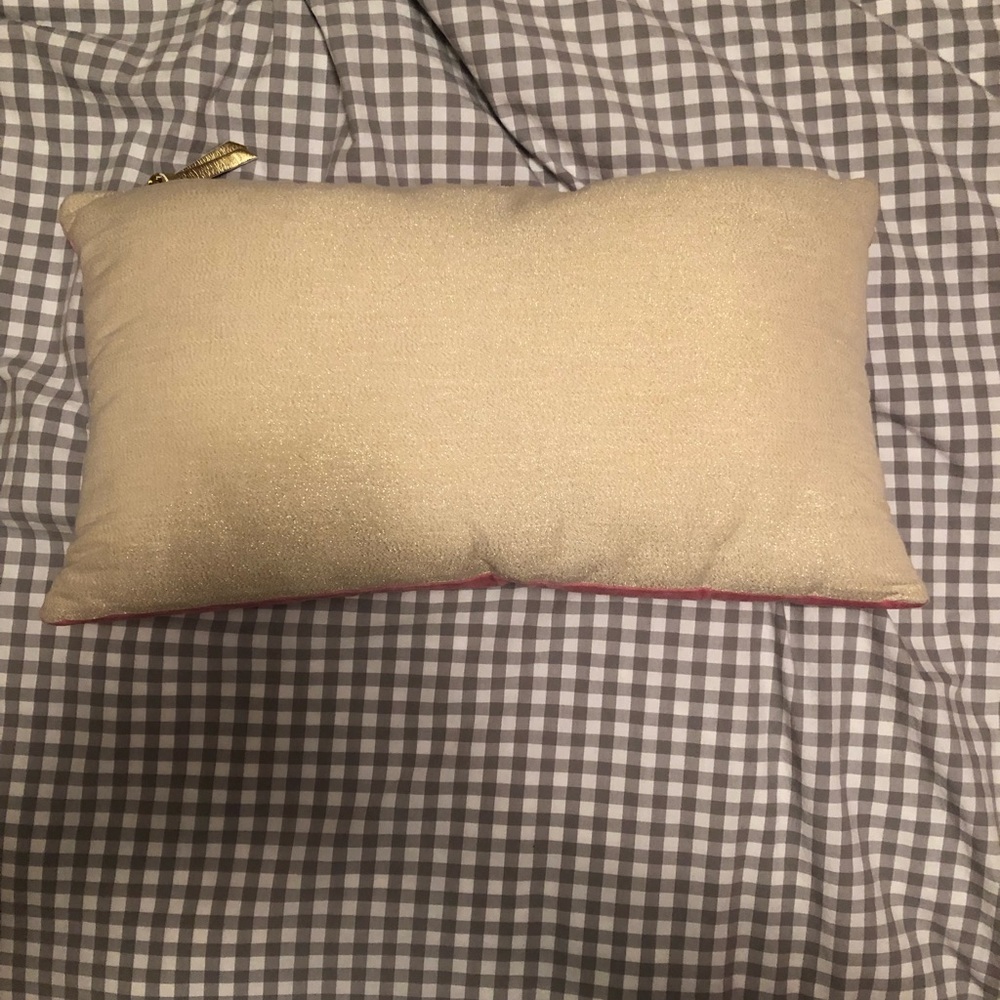 Target Pillow - Picture 2 of 2